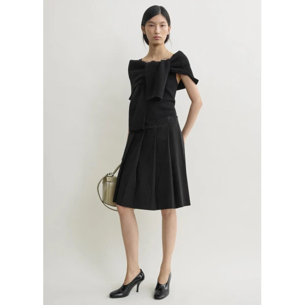 Totême Beaded Pleat Skirt Black - Skirts - Scandinavian Minimalist Luxury at Luxury Shoes 
