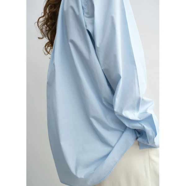 Totême Classic Tumbled Shirt Sky - Tops - Scandinavian Minimalist Luxury at Luxury Shoes 