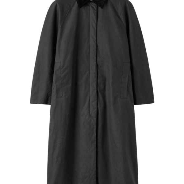 Totême Country Coat Washed Black - Coats - Scandinavian Minimalist Luxury at Luxury Shoes 