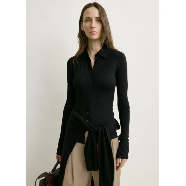 Totême Fitted Jersey Shirt Black - Tops - Scandinavian Minimalist Luxury at Luxury Shoes 