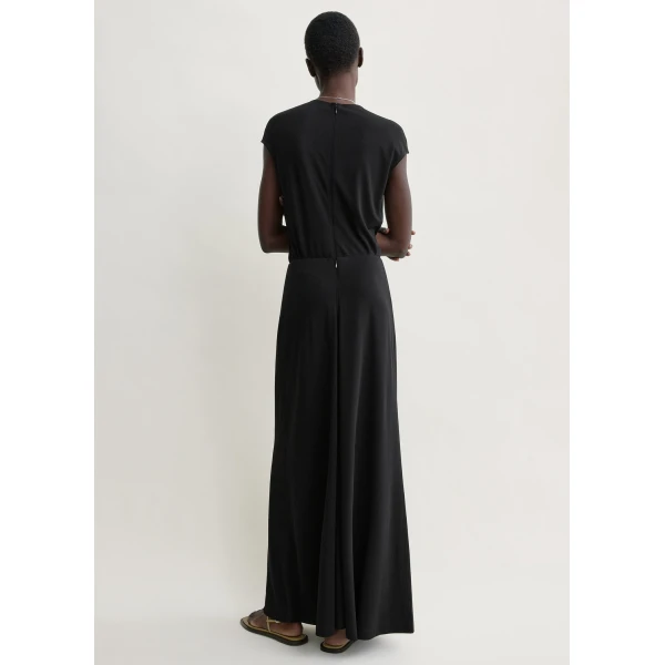 Totême Flared Jersey Skirt Black - Skirts - Scandinavian Minimalist Luxury at Luxury Shoes 