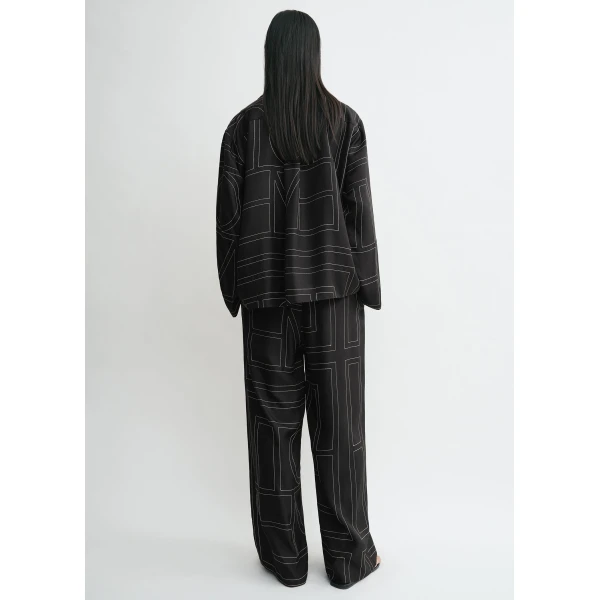 Totême Monogram Silk PJ Top Black - Loungewear - Scandinavian Minimalist Luxury at Luxury Shoes 