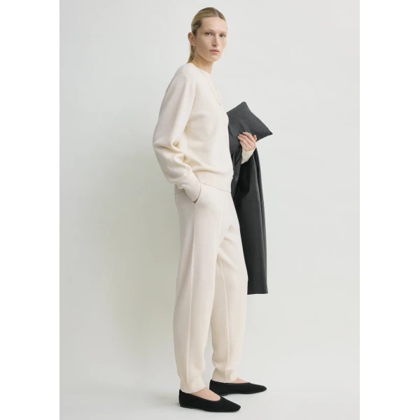 Totême Pintucked Sweater Ecru - Knitwear - Scandinavian Minimalist Luxury at Luxury Shoes 