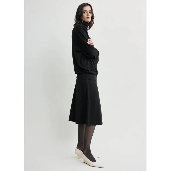Totême Short Fluid Jersey Skirt Black - Skirts - Scandinavian Minimalist Luxury at Luxury Shoes 