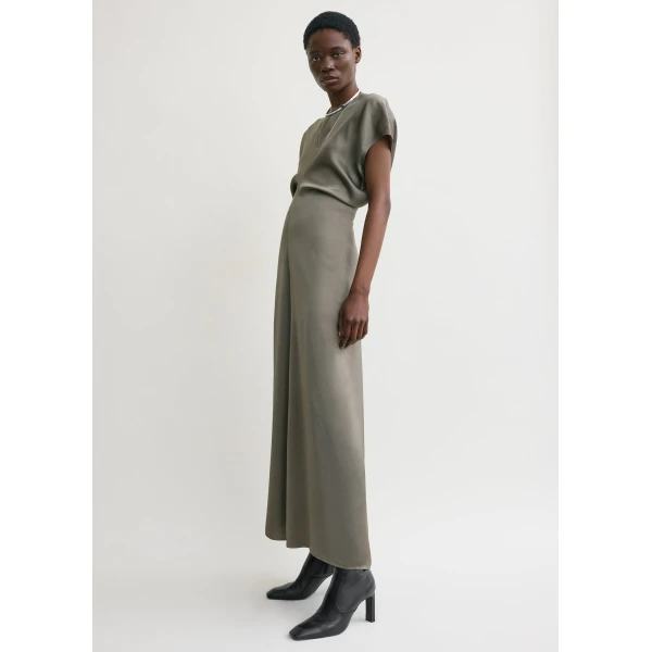 Totême Slouch Waist Dress Taupe - Dresses - Scandinavian Minimalist Luxury at Luxury Shoes 