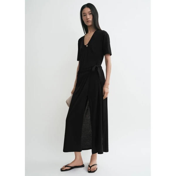Totême Wrap Skirt Black - Skirts - Scandinavian Minimalist Luxury at Luxury Shoes 