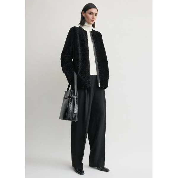 Totême Zipped Teddy Shearling Jacket Black - Jackets - Scandinavian Minimalist Luxury at Luxury Shoes 