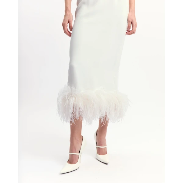 Elevate your elegance in this 16 Arlington Dresses from the luxury feather dress edit