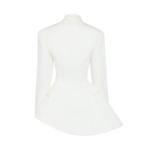 asymmetric tailoring