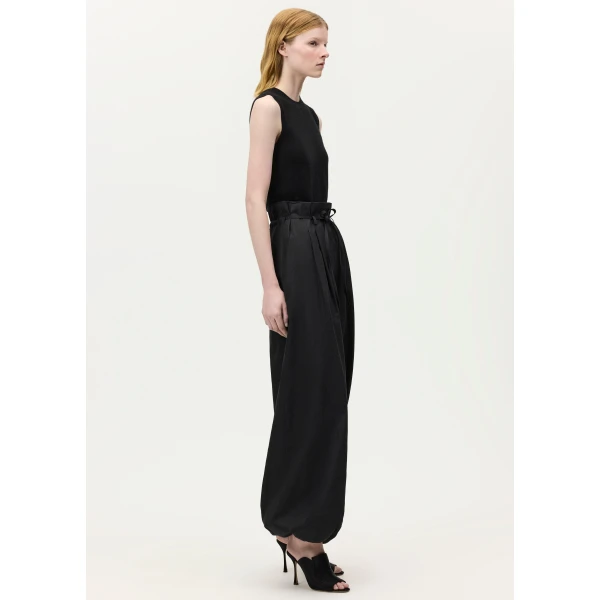 Black trousers