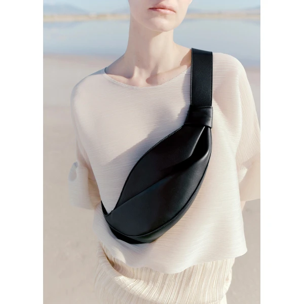 Polène Neyu in Black Neyu in Black - Shoulder & Crossbody Bags - Parisian Luxury Leather Bag at Luxury Shoes 