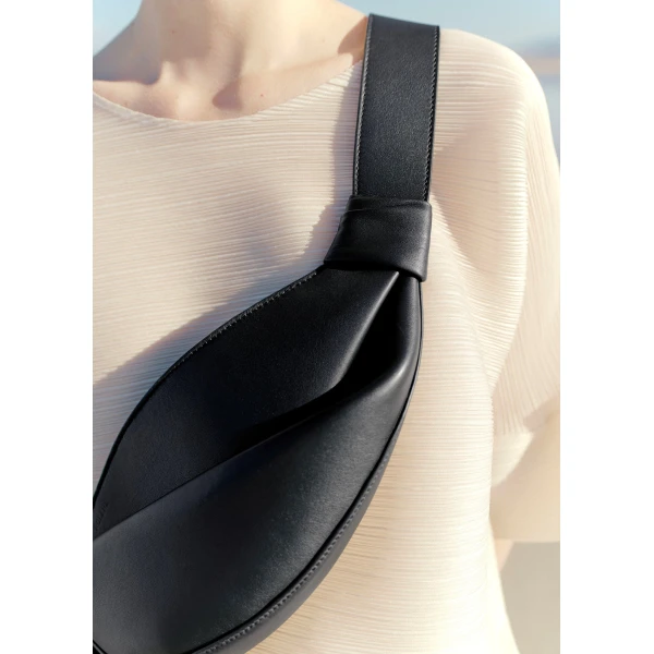 Polène Neyu in Black Neyu in Black - Shoulder & Crossbody Bags - Parisian Luxury Leather Bag at Luxury Shoes 