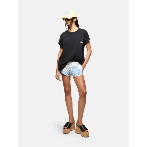 Black and pale yellow t-shirt