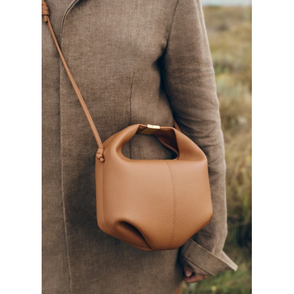 Polène Béri in Camel Béri in Camel - Shoulder & Crossbody Bags - Parisian Luxury Leather Bag at Luxury Shoes 