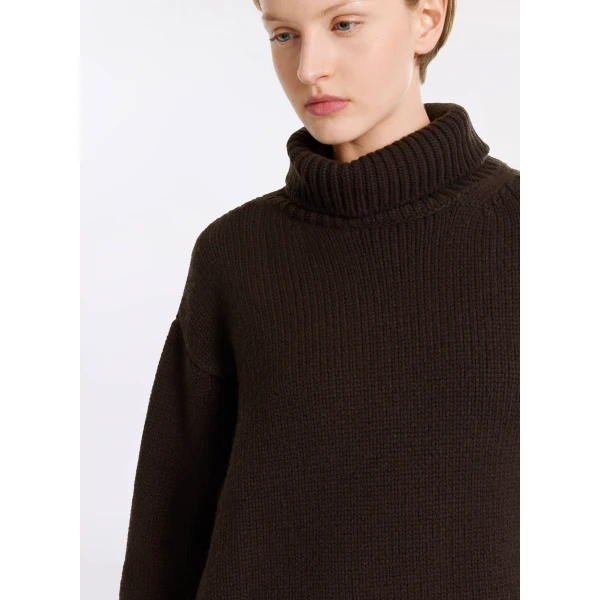 Elie Saab Knit Sweater in Beige featuring  – Luxury Designer Fashion at Luxury Shoes .