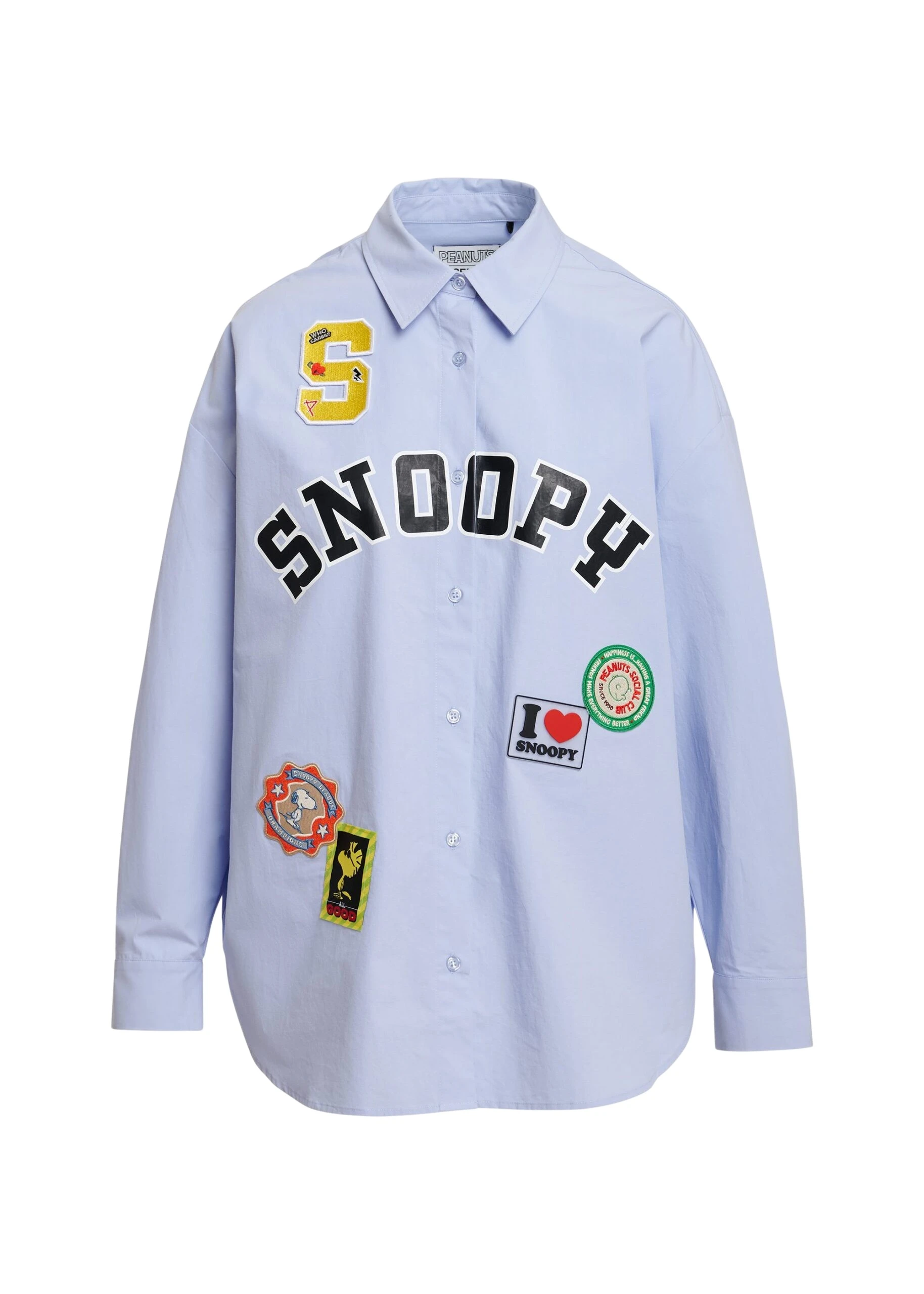 Essentiel-Antwerp-Light-blue-cotton-shirt-with-multicolored-Peanuts™-Snoopy-patches-scaled12950_nobg Light blue cotton shirt with multicolored Peanuts™ Snoopy patches