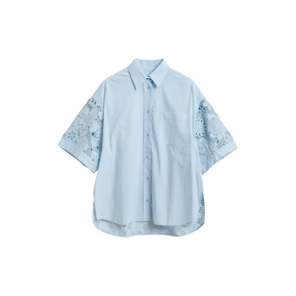 Light blue oversized cotton short-sleeve shirt with lace inserts