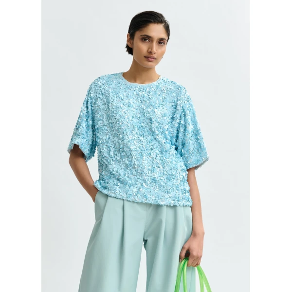 Tops Blue