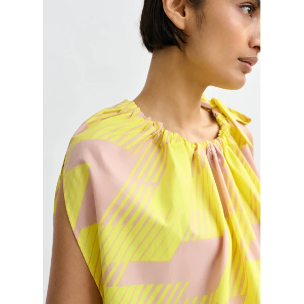 Essentiel Antwerp top