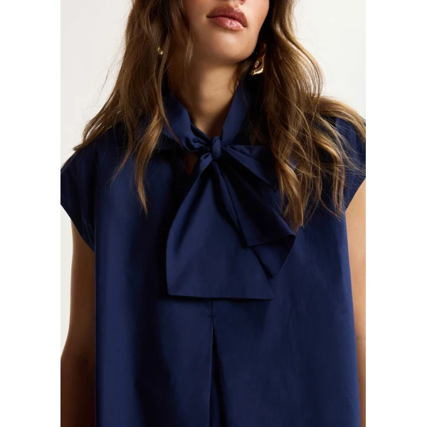 Tops Blue