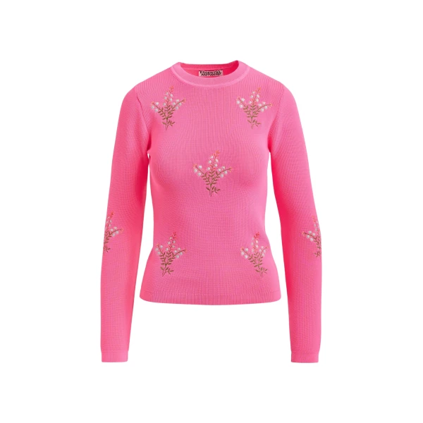 Pink knitted sweater with floral embroideries