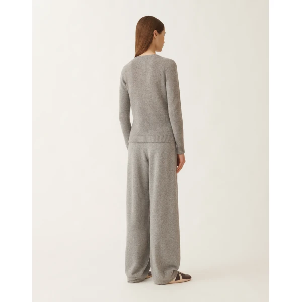 Cashmere Sweater in Grey