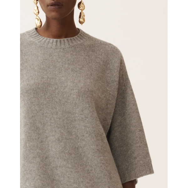 Cashmere T-shirt in Grey - Image 5