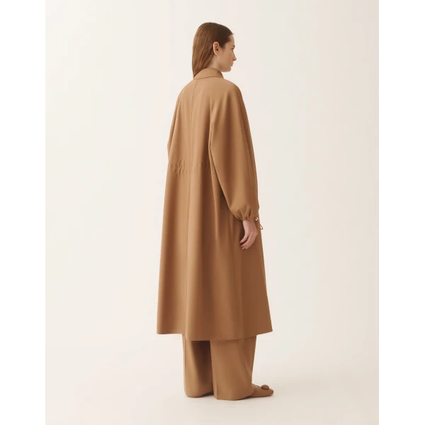 Coat in Techno Tailoring