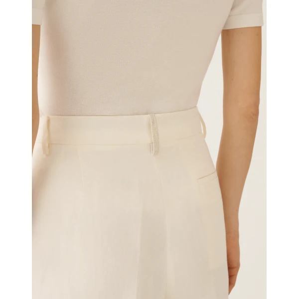 Fluid Linen and Viscose Bermuda Shorts in Butter - Image 5