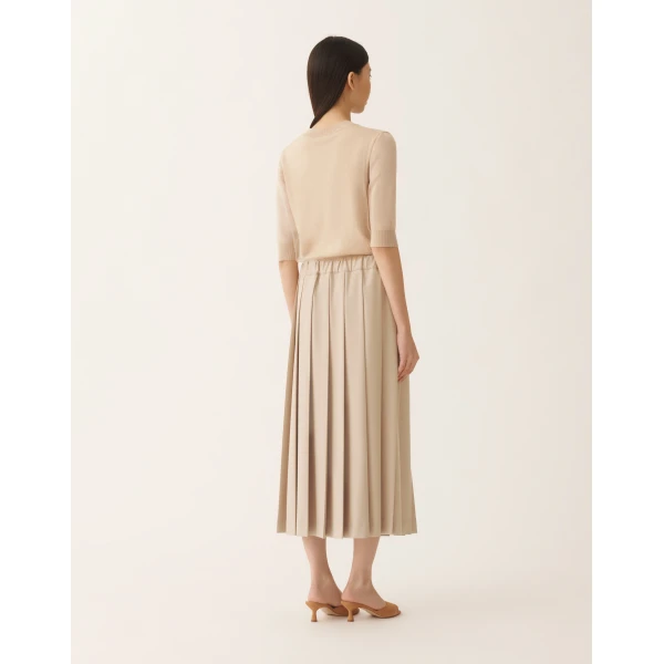 Pleated Skirts in Techno Tailoring