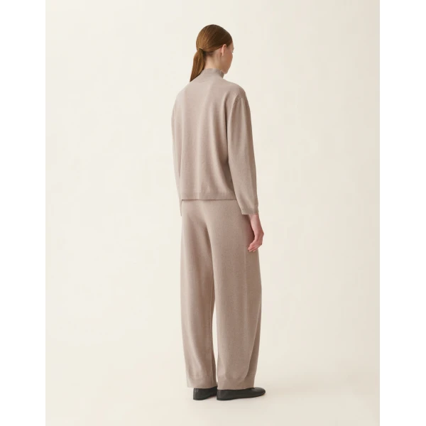 Turtleneck Platinum Sweater in Mocha