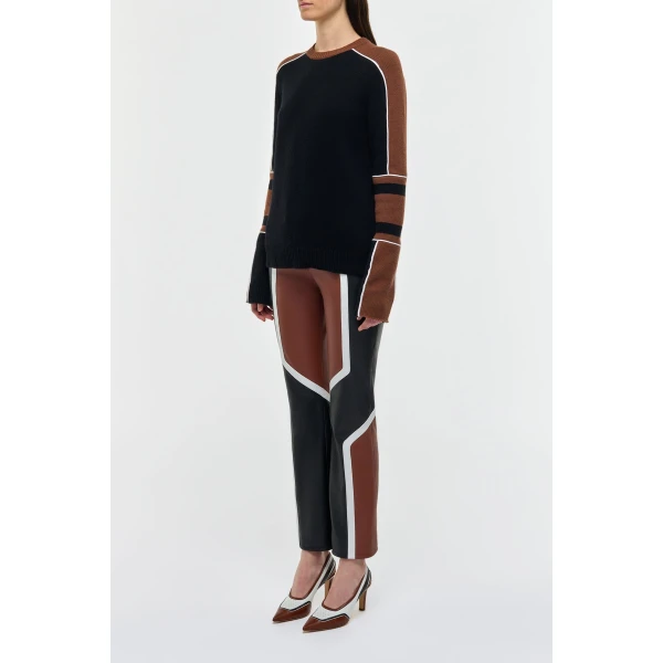 Cognac/Black sweater
