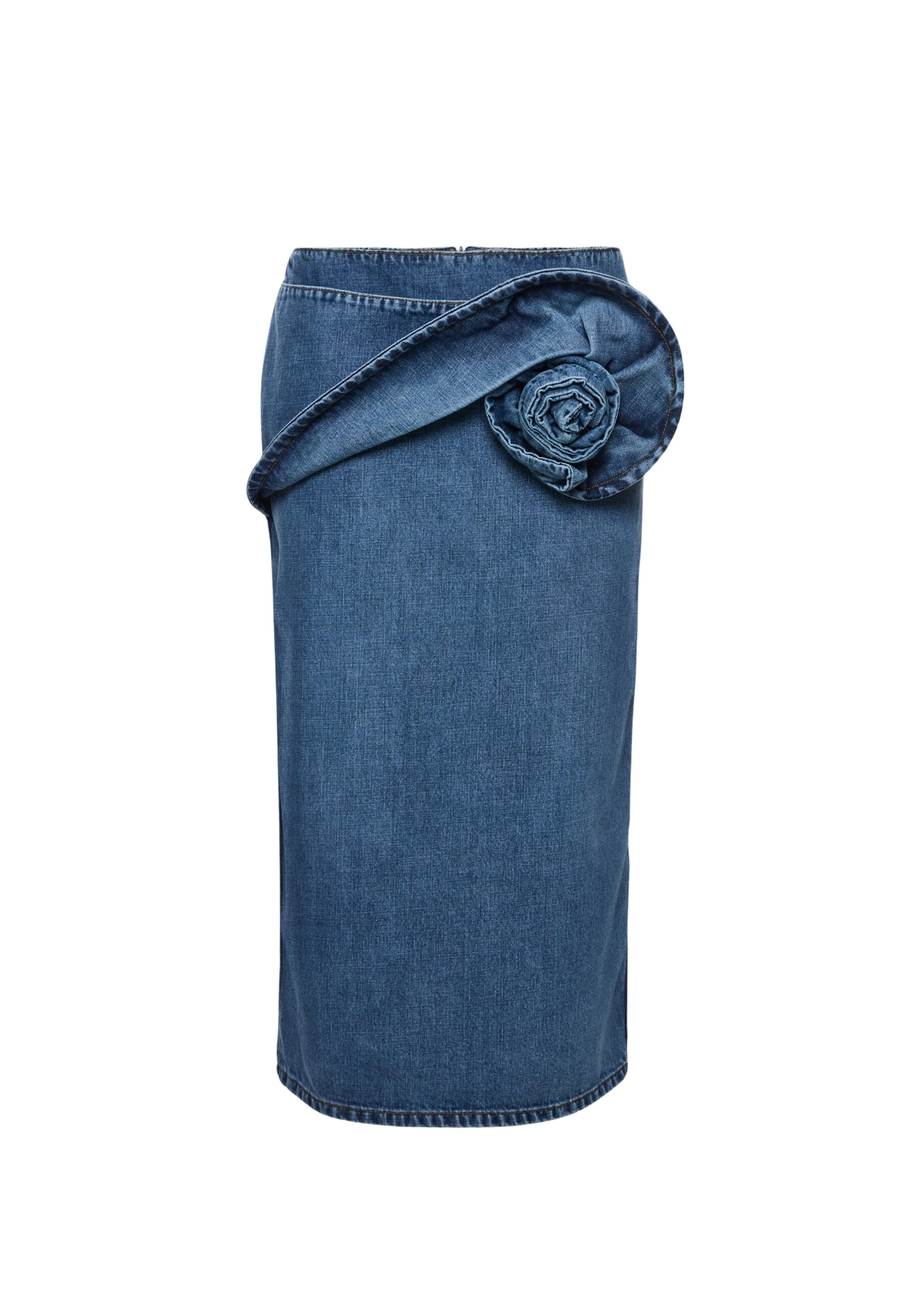 Magda-Butrym-Rose-detail-denim-midi-skirt-in-dark-blue-scaled35573_nobg Magda Butrym Rose-detail denim midi skirt in dark blue