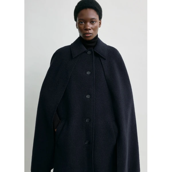 Totême Cape coat in Navy - Jackets - Scandinavian Minimalist Luxury at Luxury Shoes 