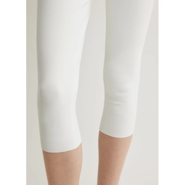 Totême Capri knit leggings in Off-white - Pants - Scandinavian Minimalist Luxury at Luxury Shoes 