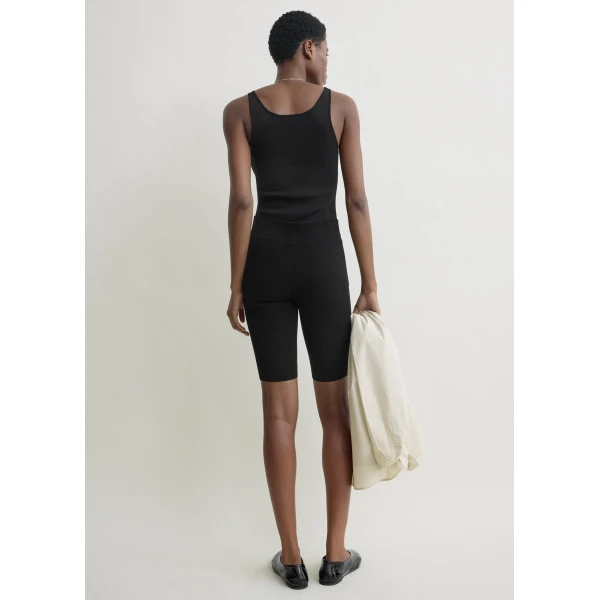 Totême Capri knit shorts in Black - Shorts - Scandinavian Minimalist Luxury at Luxury Shoes 