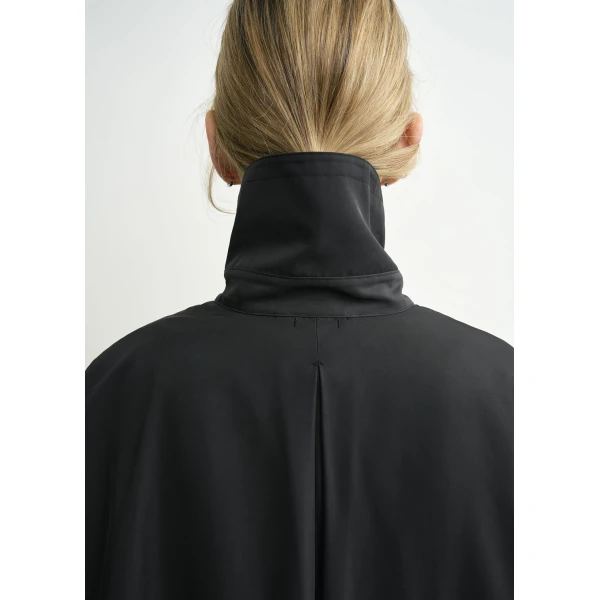 Totême Car coat in Black - Jackets - Scandinavian Minimalist Luxury at Luxury Shoes 