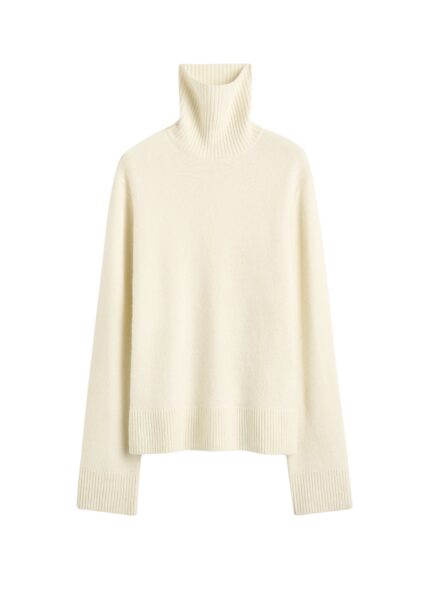 Totême Cashmere turtleneck in Ecru - Knitwear - Scandinavian Minimalist Luxury at Luxury Shoes 