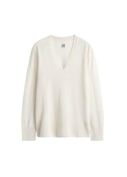 Totême Cashmere v-neck knit in Ecru - Knitwear - Scandinavian Minimalist Luxury at Luxury Shoes 