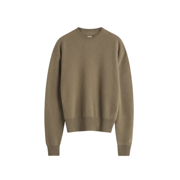Totême Classic cashmere crew knit in Hazel - Knitwear - Scandinavian Minimalist Luxury at Luxury Shoes 