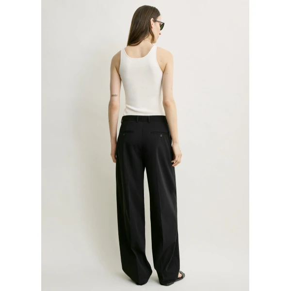 Totême Classic compact knit tank in White - Knitwear - Scandinavian Minimalist Luxury at Luxury Shoes 