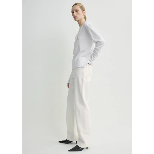 Totême Classic long-sleeve tee in White - Tops - Scandinavian Minimalist Luxury at Luxury Shoes 