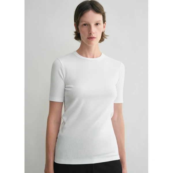 Totême Classic rib tee in White - Tops - Scandinavian Minimalist Luxury at Luxury Shoes 