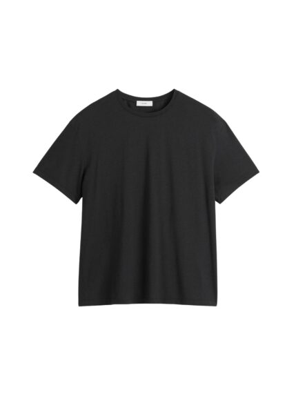 Totême Classic tee in Black - Tops - Scandinavian Minimalist Luxury at Luxury Shoes 