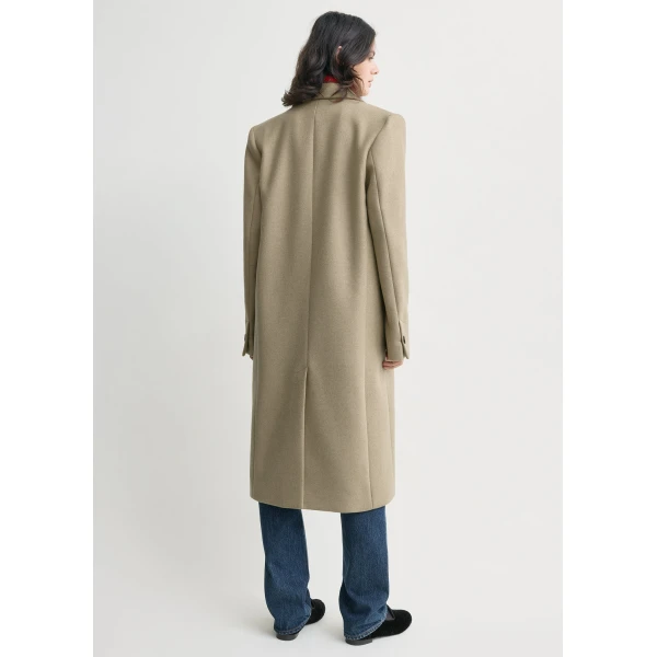 Totême Classic winter coat in Biscuit - Coats - Scandinavian Minimalist Luxury at Luxury Shoes 
