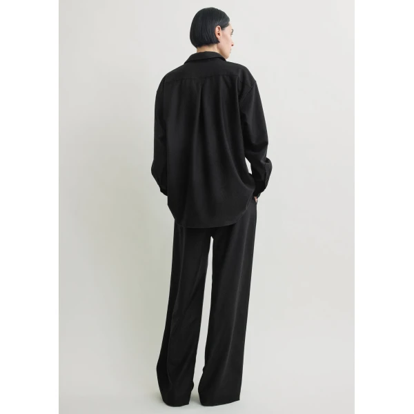 Totême Classic winter shirt in Black - Tops - Scandinavian Minimalist Luxury at Luxury Shoes 