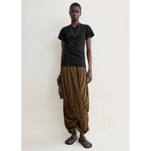 Totême Cocoon skirt in Walnut - Skirts - Scandinavian Minimalist Luxury at Luxury Shoes 