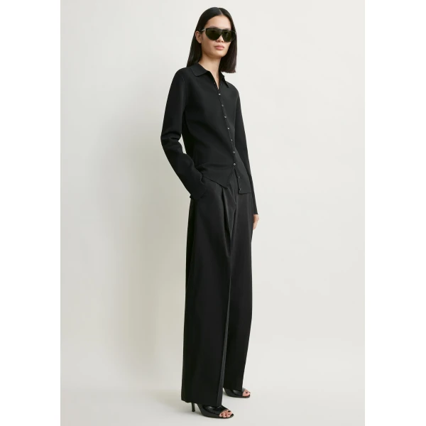 Totême Compact knit buttoned top in Black - Knitwear - Scandinavian Minimalist Luxury at Luxury Shoes 