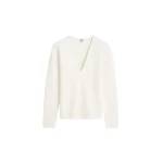 Totême Compact knit v-neck in Off-white - Knitwear - Scandinavian Minimalist Luxury at Luxury Shoes 