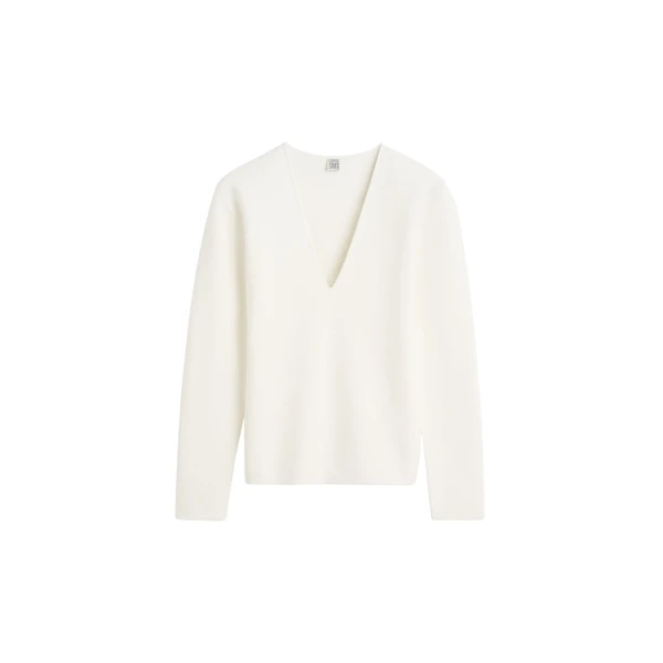 Totême Compact knit v-neck in Off-white - Knitwear - Scandinavian Minimalist Luxury at Luxury Shoes 